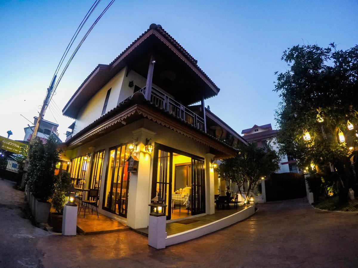 I Lanna House Hotel Csiangmaj Kültér fotó
